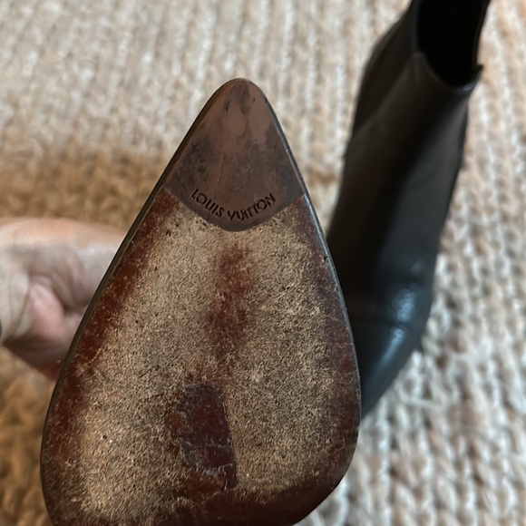Louis Vuitton black bootie - Picture 6 of 7